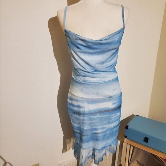 NWT Boohoo light blue Cowl Neck mini dress Large - Picture 9 of 10